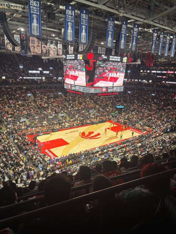 Scotiabank Arena, section: 323, row: 7