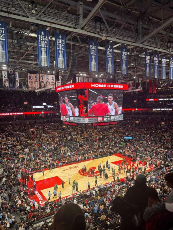 Scotiabank Arena, section: 323, row: 4