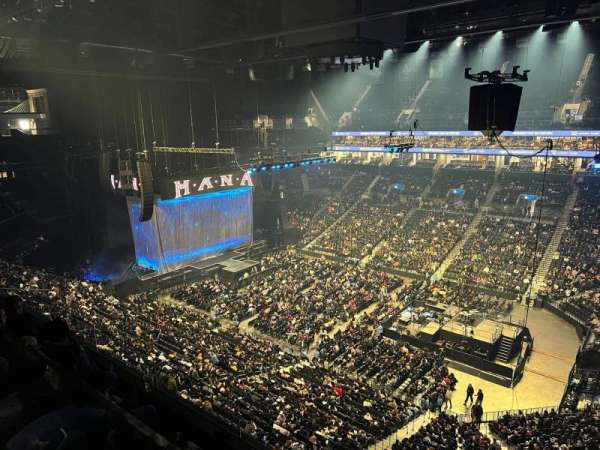 Barclays Center, section: 221, row: 9, seat: 5