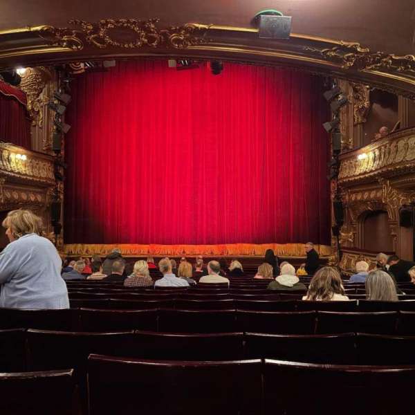 Apollo Theatre, section: Stalls Box A, row: T, seat: 9