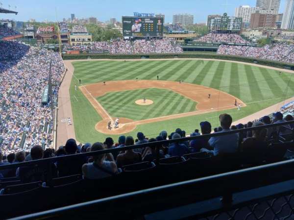 Wrigley Field, section: 420R, row: 1, seat: 16
