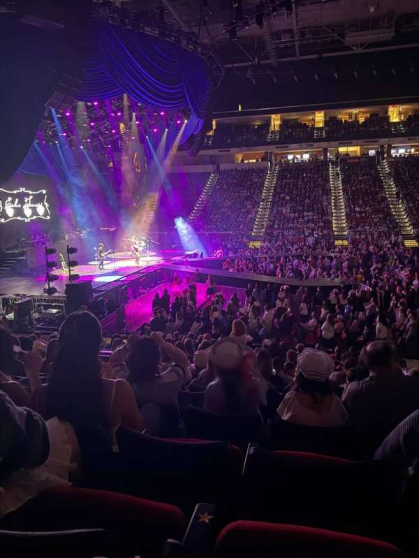 Lenovo Center, section: 105, row: P, seat: 5