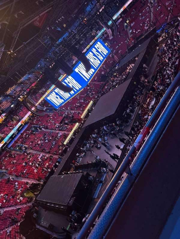 Centre Bell, section: 216, row: B, seat: 13