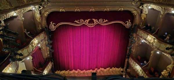 Ambassadors Theatre, section: Circle, row: A, seat: 17