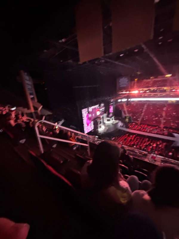 Desert Diamond Arena, section: 202, row: H, seat: 17