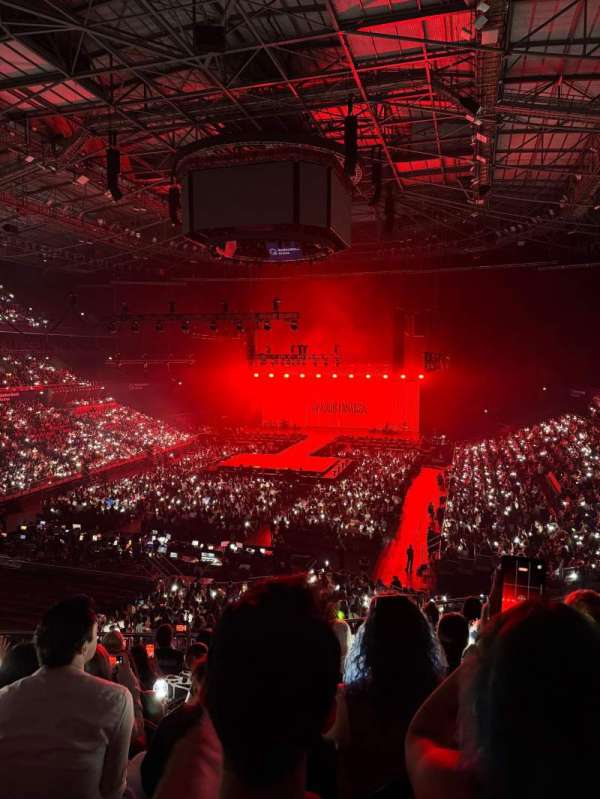 Qudos Bank Arena, section: 36, row: H, seat: 217