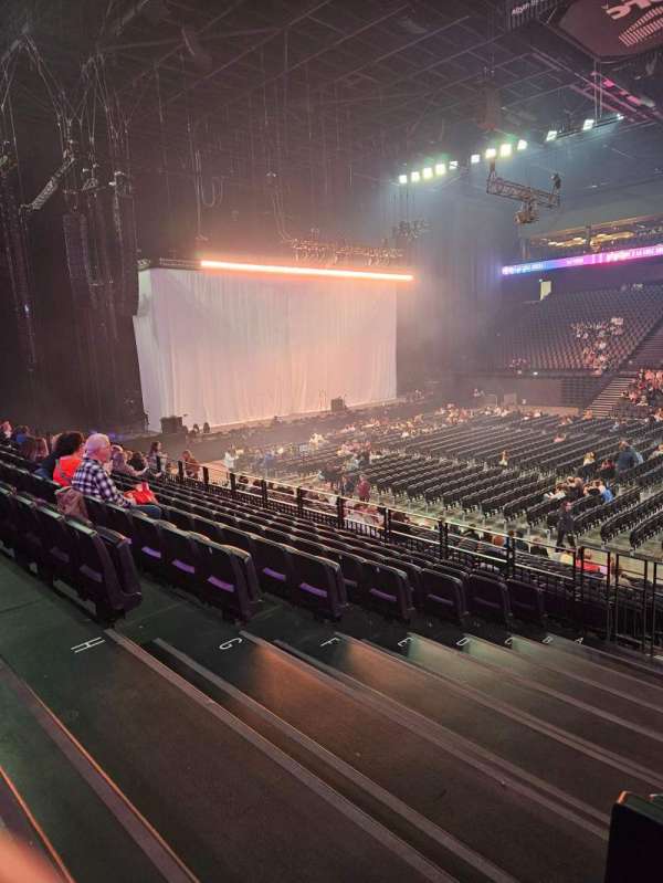 LDLC Arena, section: 203, row: J, seat: 80
