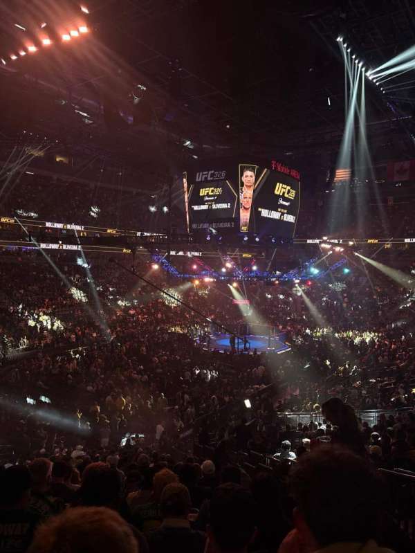 T-Mobile Arena, section: 2, row: X, seat: 21