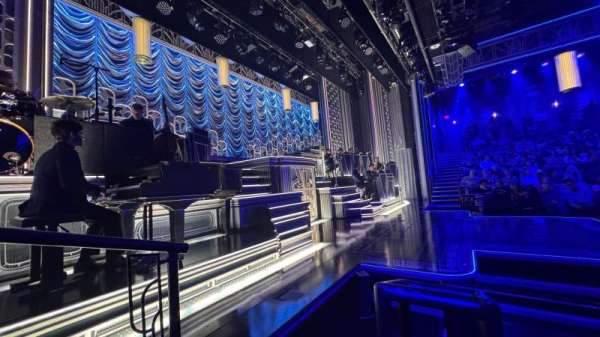 Circle in the Square Theatre, section: Orchestra 200 (Odd), row: B, seat: 241