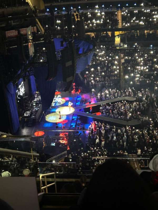 Kia Center, section: 226, row: 10, seat: 16