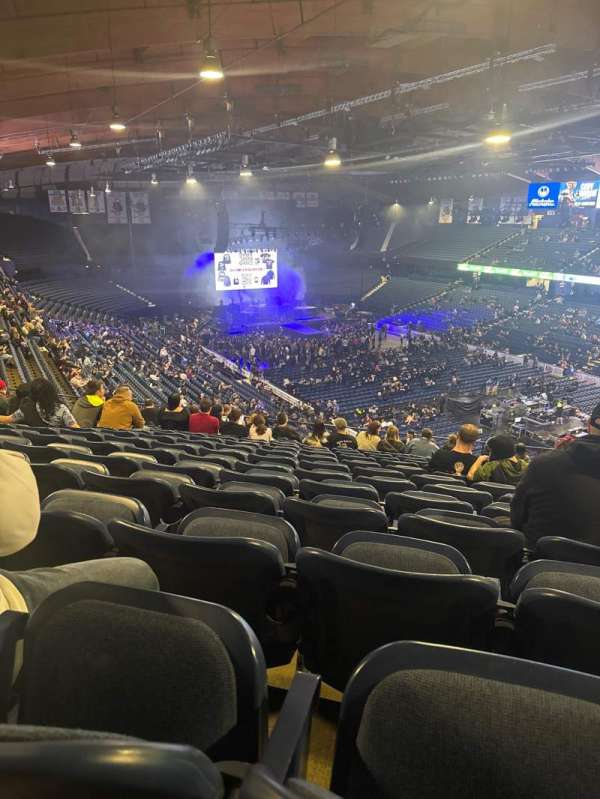 Allstate Arena, section: 216, row: R, seat: 34