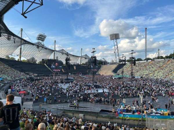 Olympiastadion München, section: V2, row: 36, seat: 16