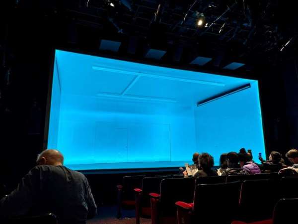 Lucille Lortel Theatre, section: Orchestra L, row: G, seat: 1