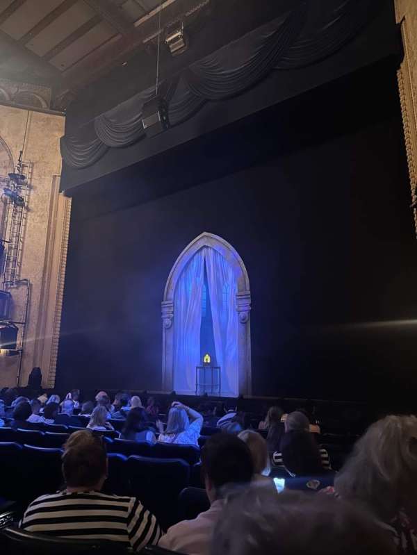 Comedy Theatre, section: Stalls, row: I, seat: 34