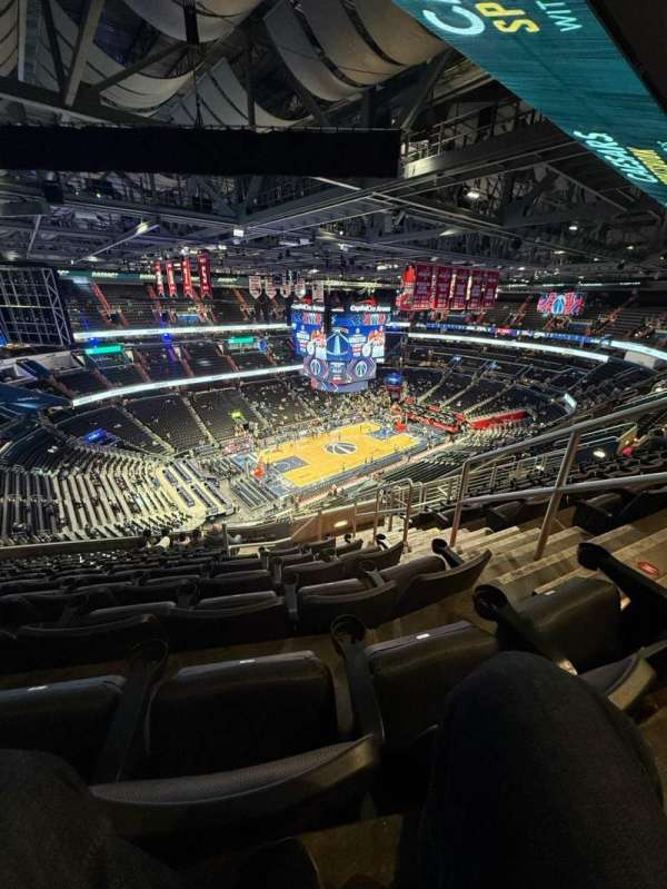 Capital One Arena, section: 413, row: N, seat: 19
