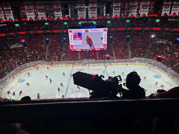 Centre Bell, section: 301, row: D, seat: 5