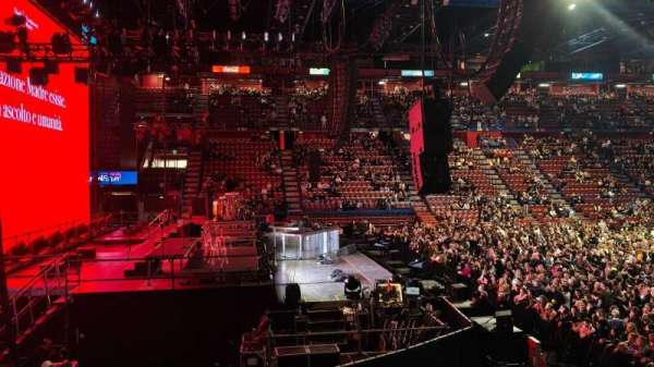 Unipol Forum, section: B8, row: 6, seat: 7