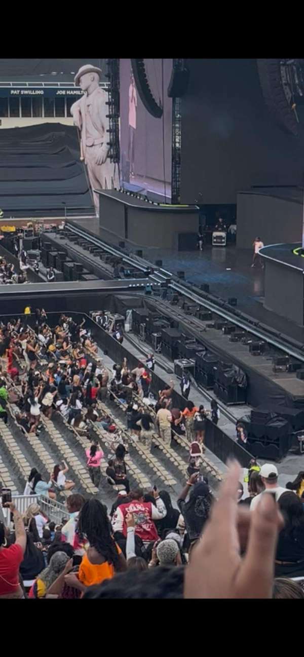 Bobby Dodd Stadium, section: 105, row: 39, seat: 9