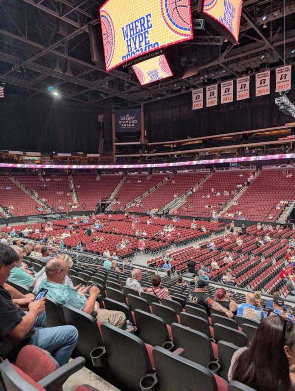 Desert Diamond Arena, section: 110, row: P, seat: 1