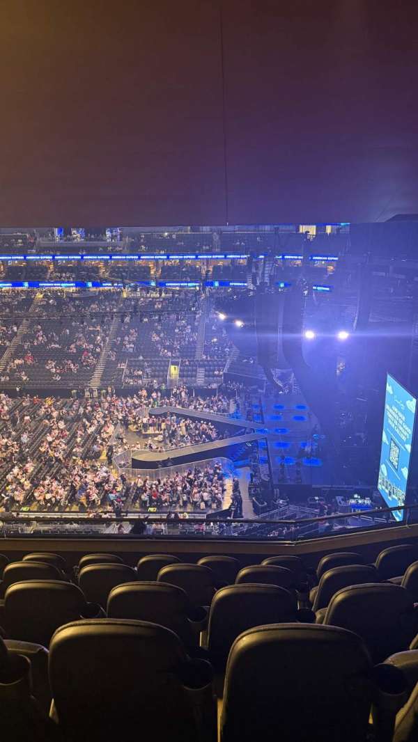 Climate Pledge Arena, section: 212, row: F, seat: 12