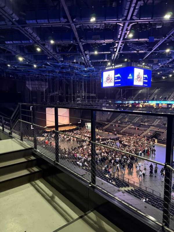 Accor Arena, section: Balcon R, row: 82, seat: 15