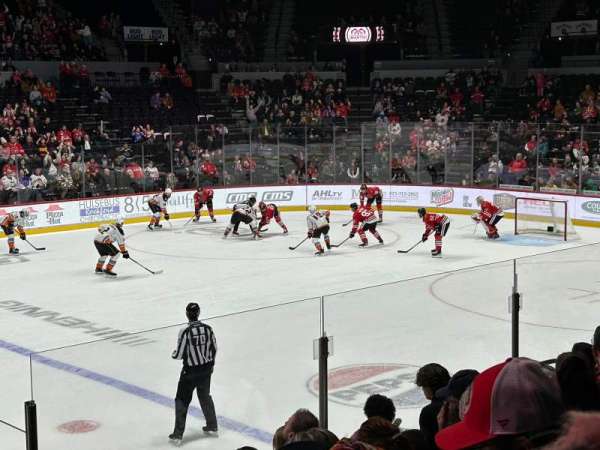 BMO Center, section: 121, row: M, seat: 14