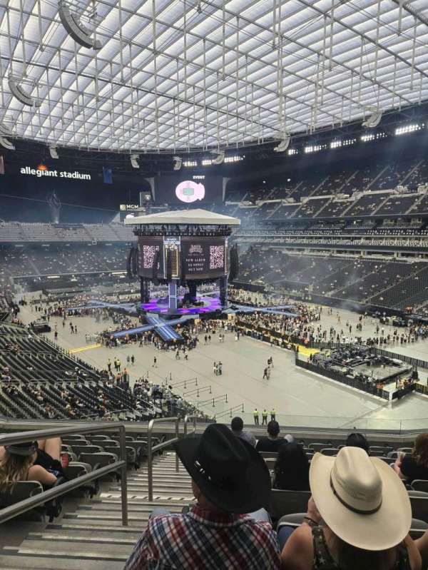 Allegiant Stadium, section: 229, row: 10, seat: 19