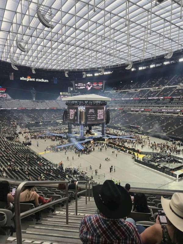 Allegiant Stadium, section: 229, row: 10, seat: 19