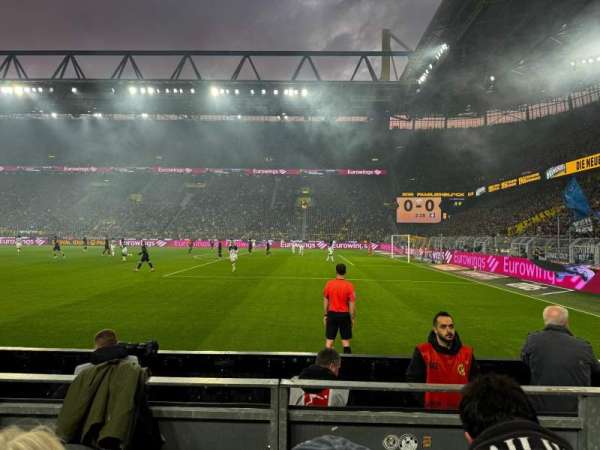 signal iduna park, section: 7, row: 2, seat: 57