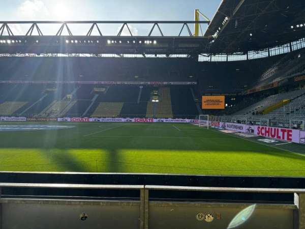 signal iduna park, section: 7, row: 2, seat: 57