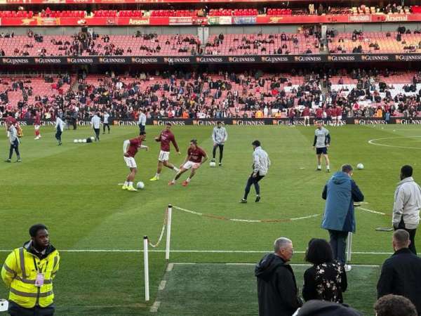 Emirates Stadium, section: 1, row: 10, seat: 29