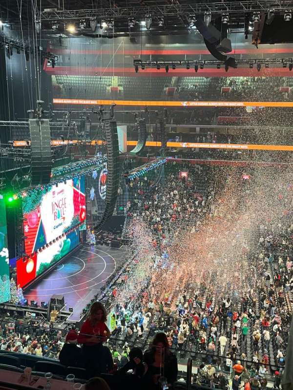 Little Caesars Arena, section: M29, row: 4