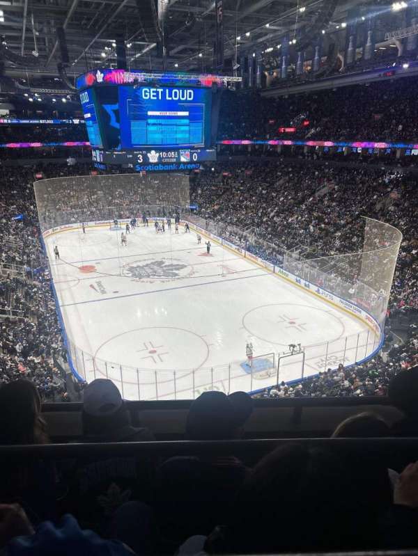 Scotiabank Arena, section: 304, row: 3, seat: 18