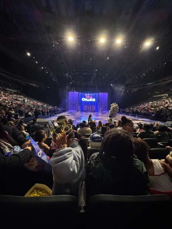 American Airlines Center, section: 113, row: HH, seat: 8