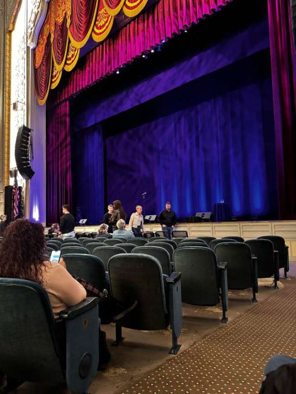 Arlene Schnitzer Concert Hall, section: Orchestra D, row: H, seat: 1