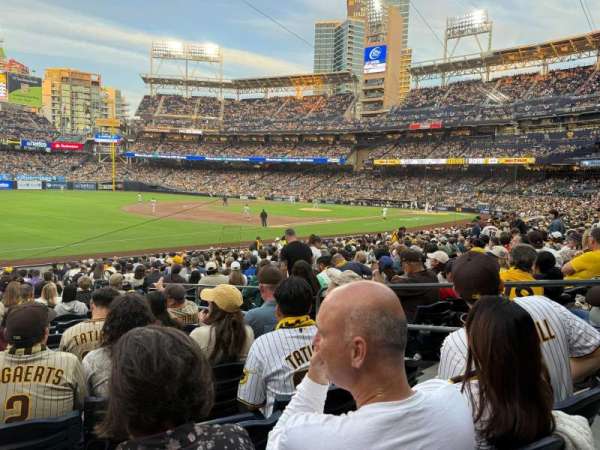 Petco Park, section: 118, row: 25, seat: 5