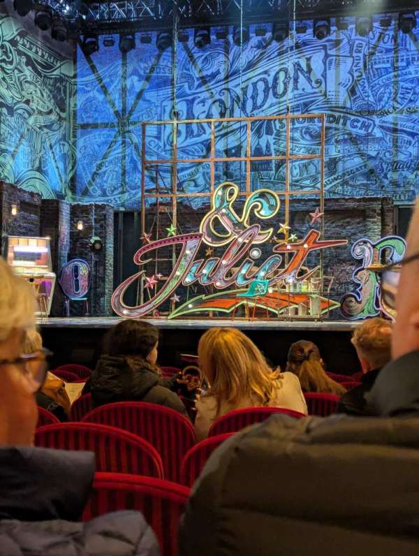 Royal Alexandra Theatre, section: Orchestra C, row: G, seat: 12