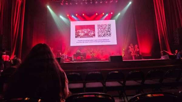 the united theater on broadway, section: Orchestra C, row: C, seat: 21