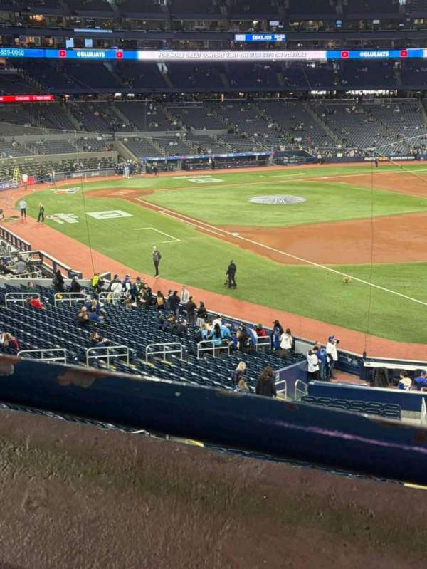 Rogers Centre, section: 212, row: 1, seat: 17