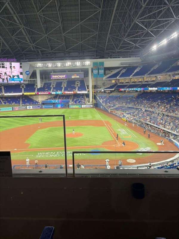 LoanDepot Park, section: 219, row: 2, seat: 16