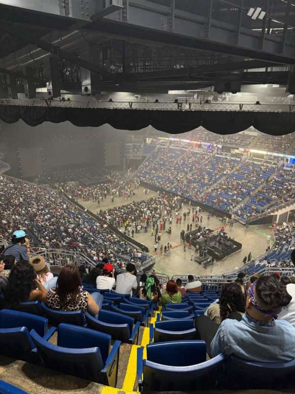Coliseo De Puerto Rico, section: U219, row: V, seat: 14