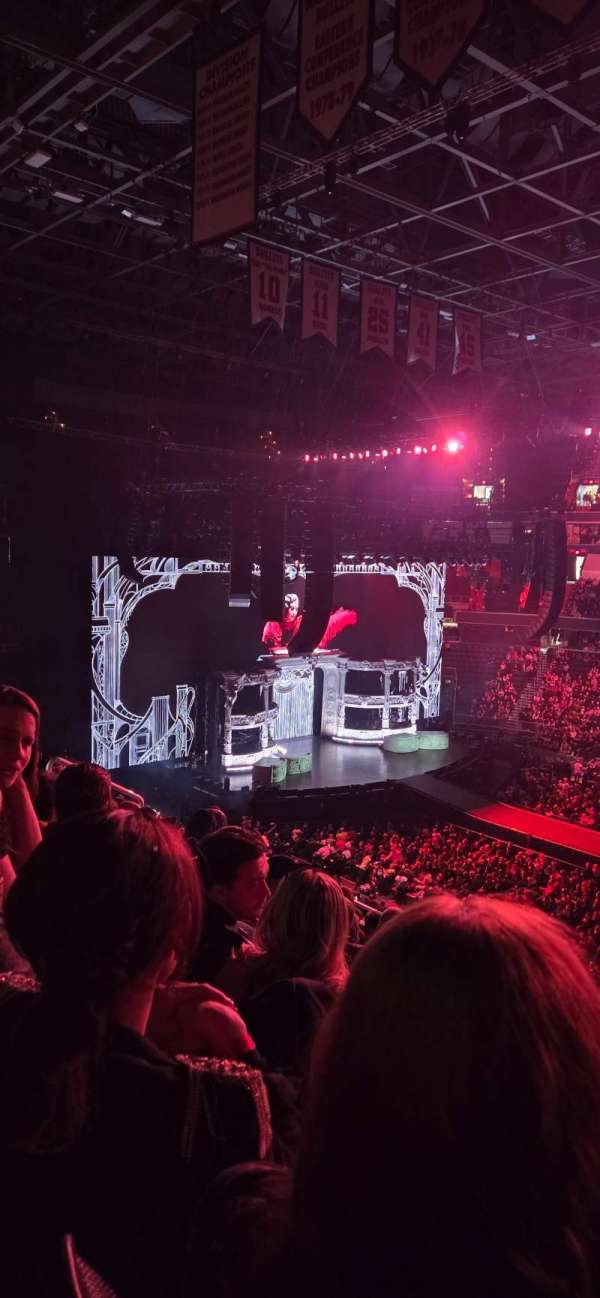 Capital One Arena, section: 201, row: K, seat: 10