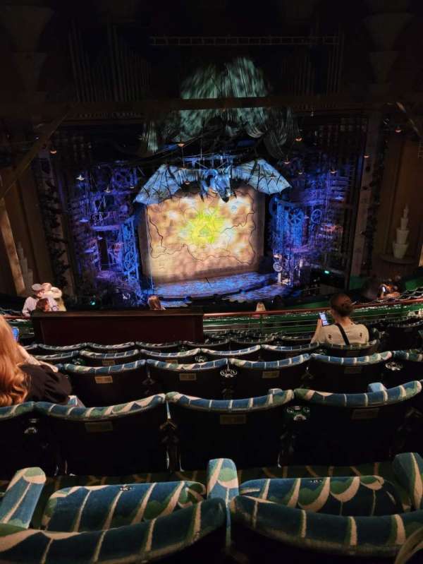 Apollo Victoria Theatre, section: Dress Circle, row: O, seat: 38