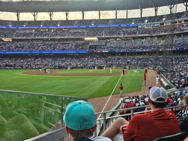 Truist Park, section: 143, row: 4, seat: 1
