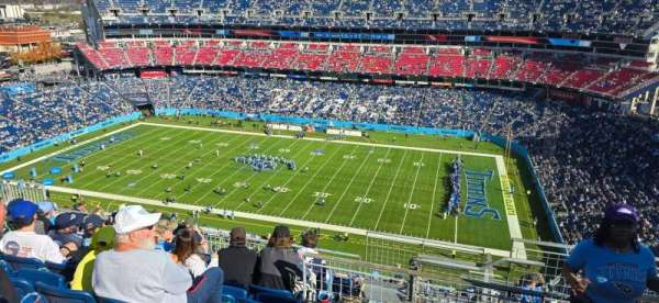 Nissan Stadium, section: 332, row: Q, seat: 2