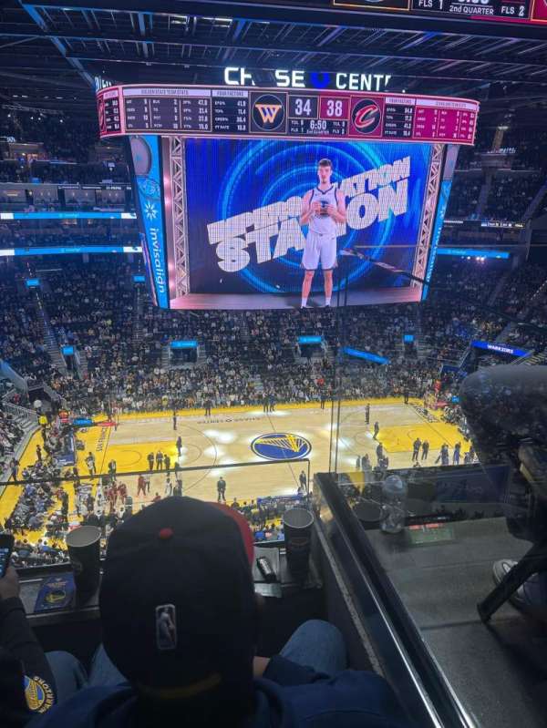 Chase Center, section: 207, row: 7, seat: 1