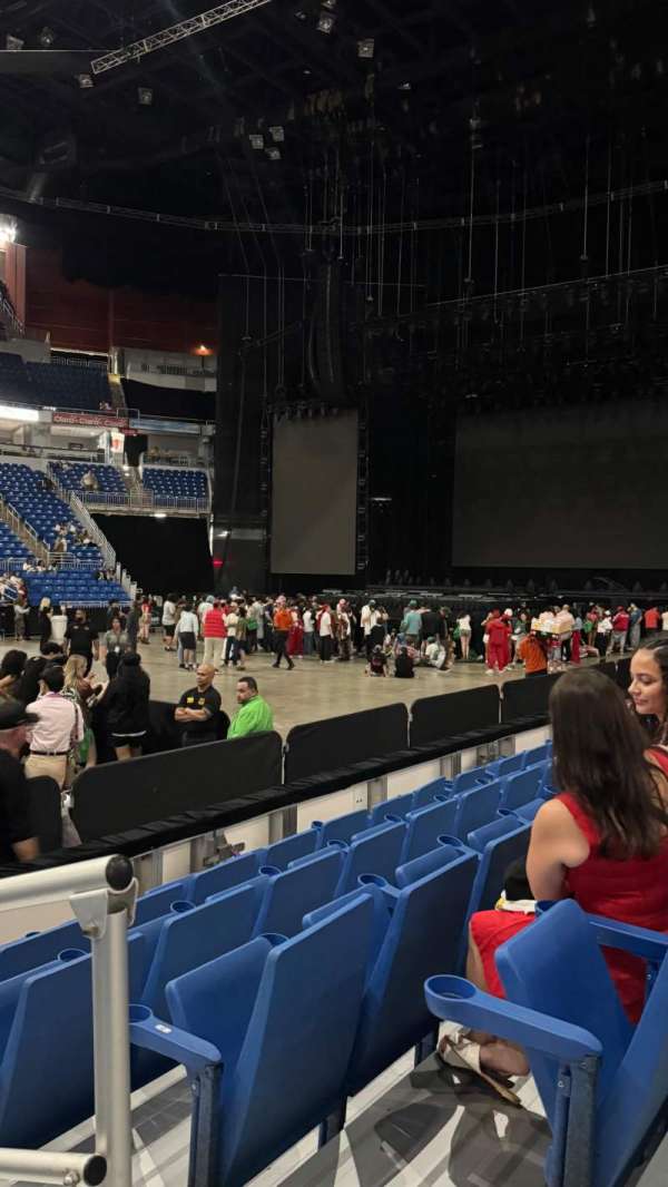 Coliseo De Puerto Rico, section: 126, row: E, seat: 1