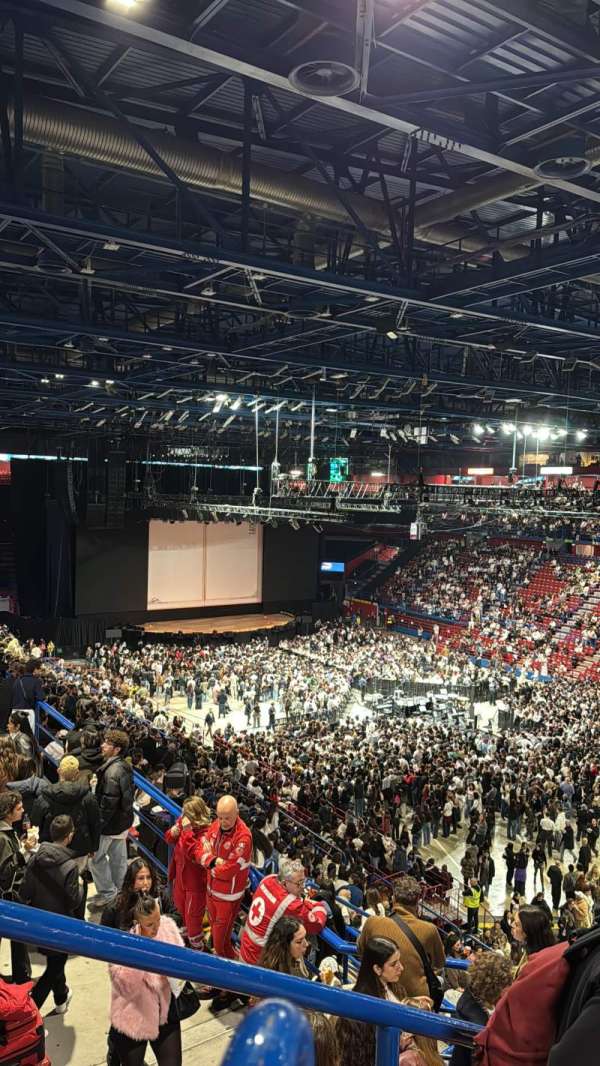Unipol Forum, section: C32, row: 7, seat: 33