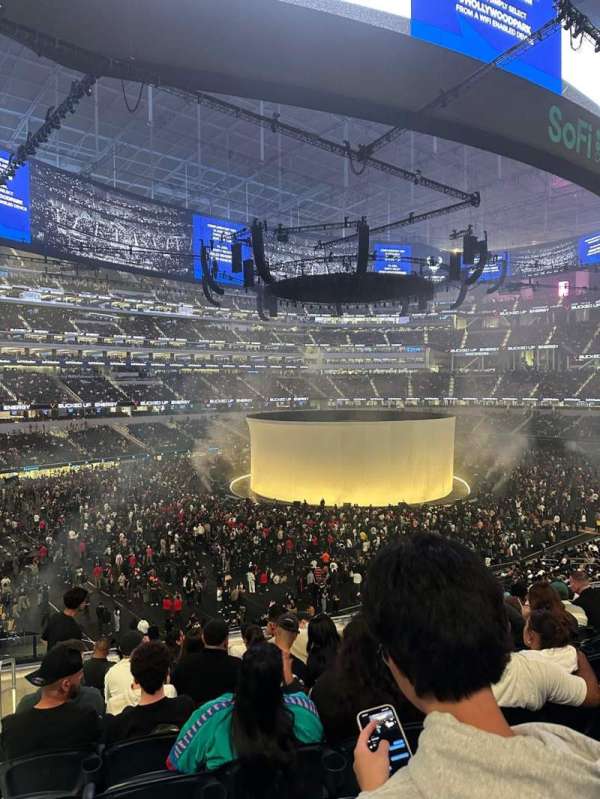SoFi Stadium, section: 240, row: 10, seat: 11