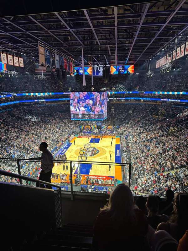 Mortgage Matchup Center, section: 226, row: 6, seat: 18